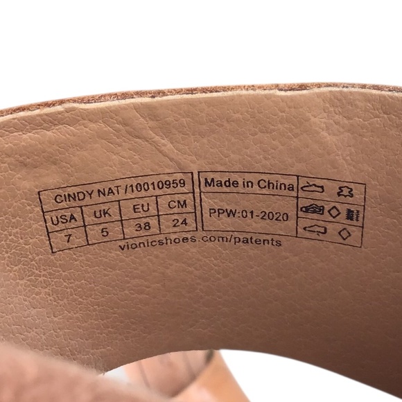 Vionic Leather Sandals - Picture 12 of 16